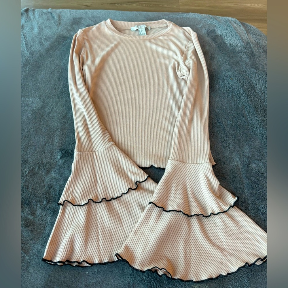 Long sleeve